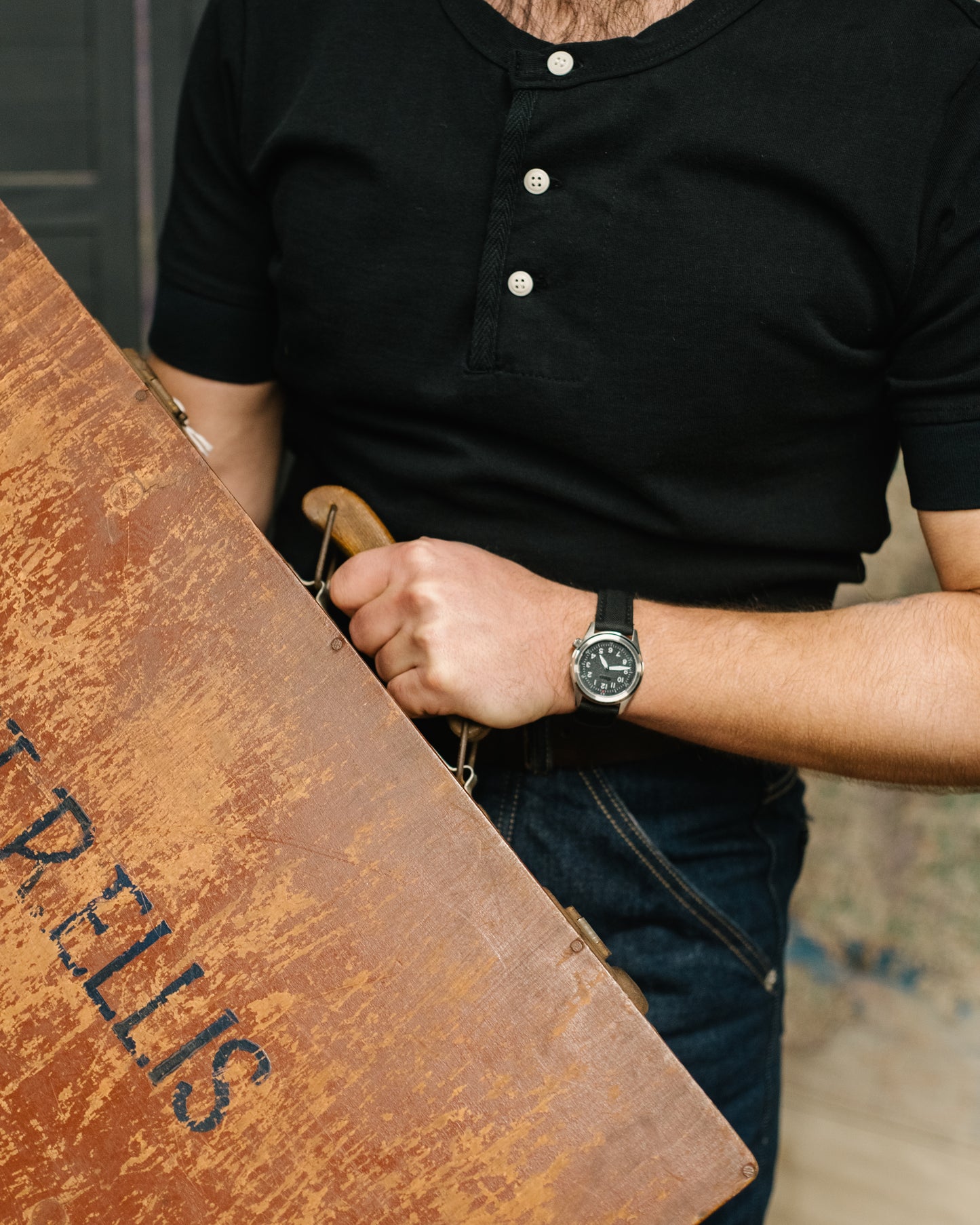 The Arkwright Henley Shirt in Black