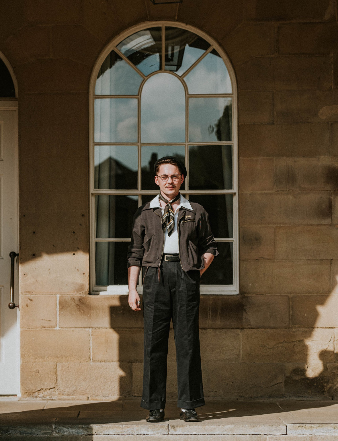 The Albion Nouveau Scarf in Black