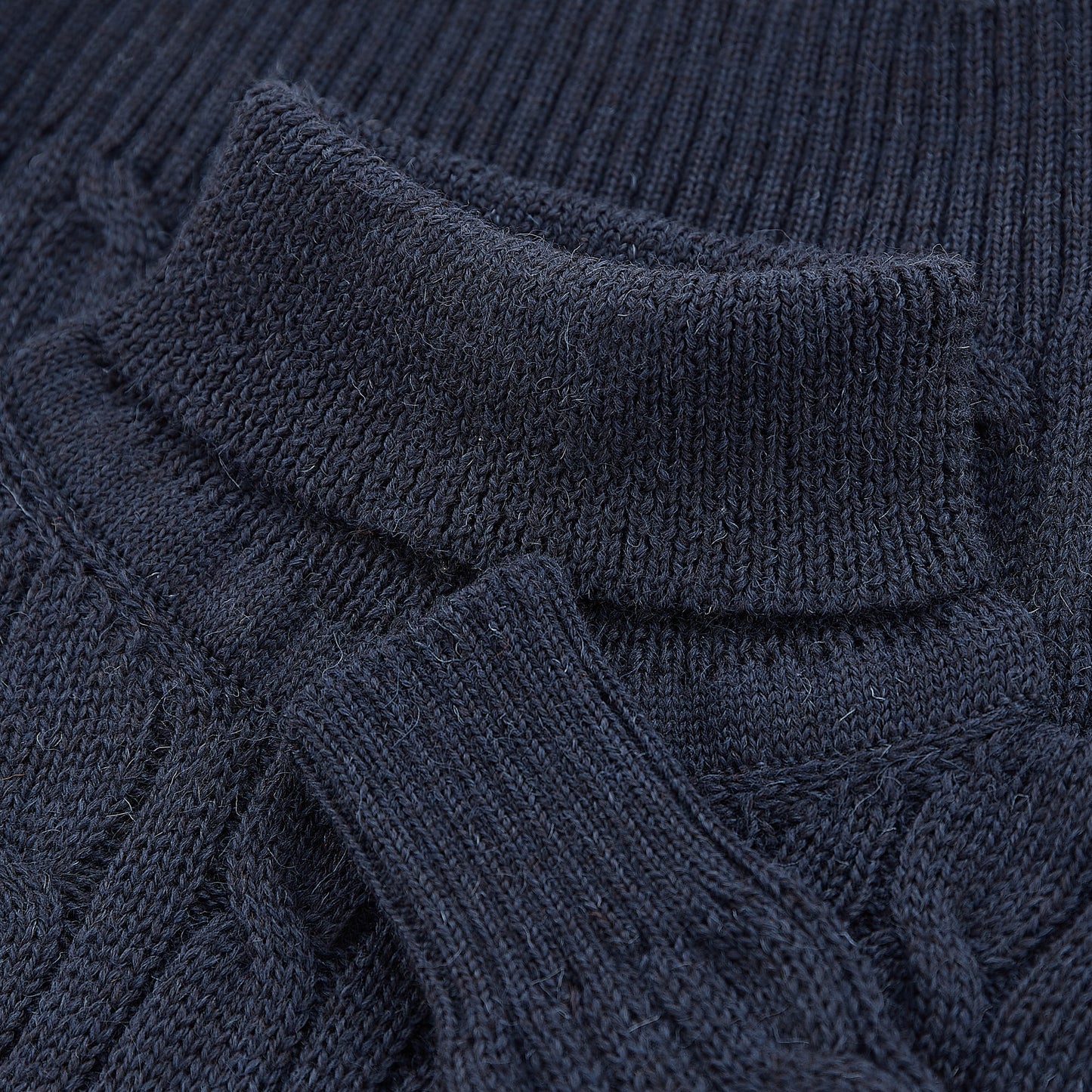 The Henshaw Rollneck